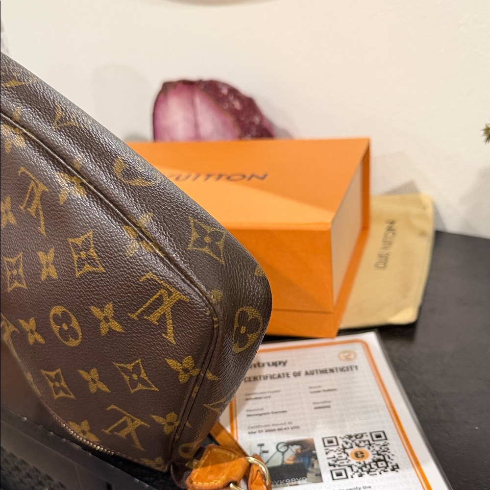 Louis Vuitton pochette - Picture 6 of 7